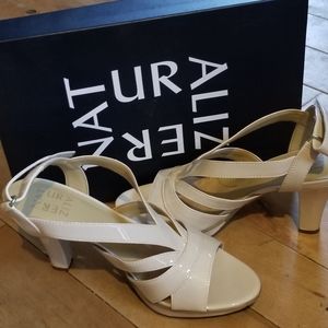 Natualizer Delfina Heels